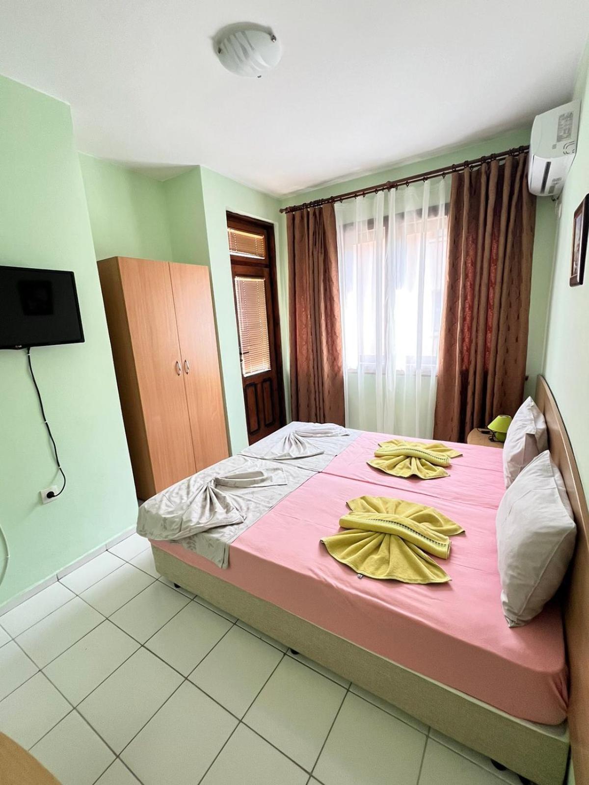 Paradise Homestay