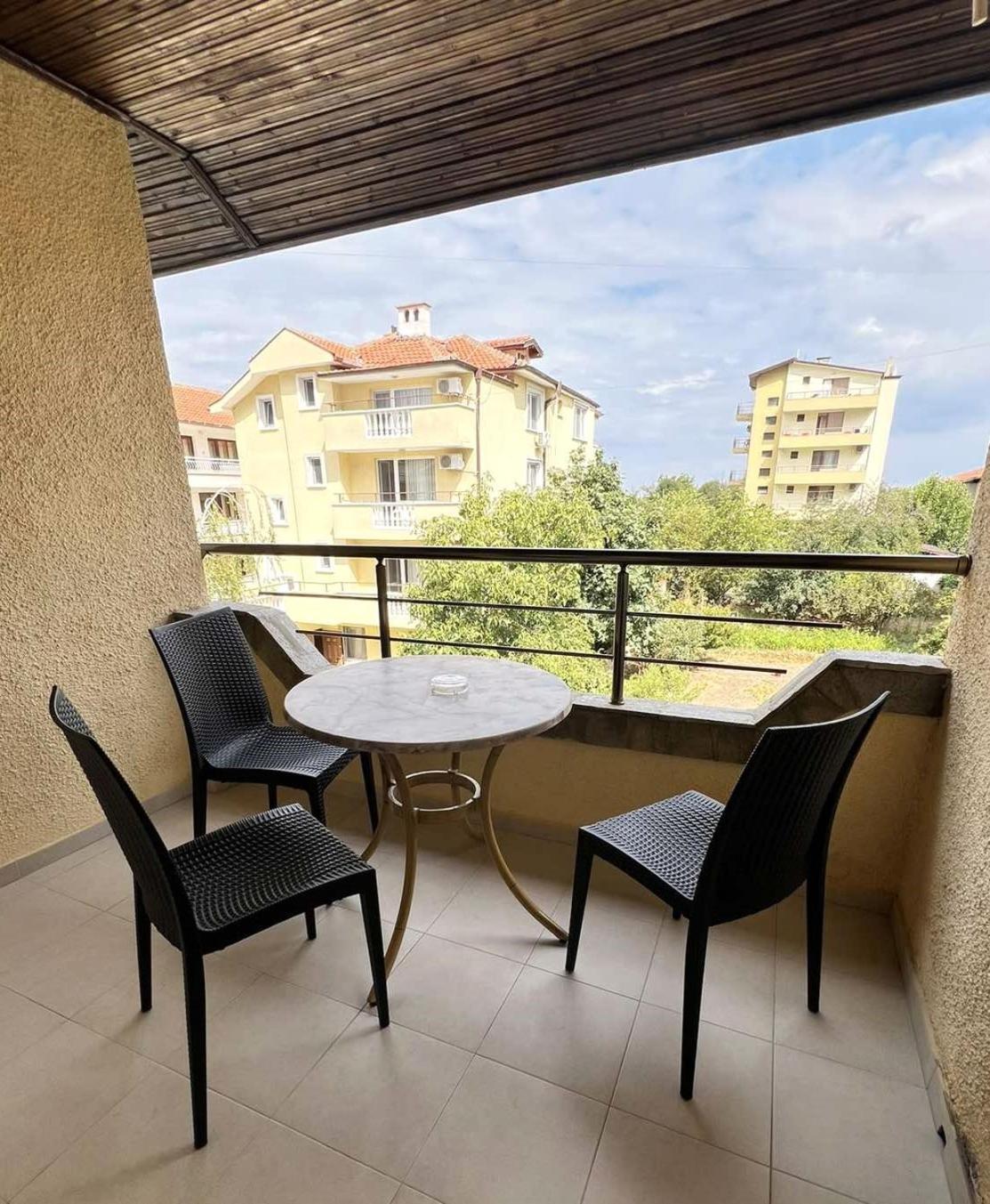 Homestay Paradise Chernomorets